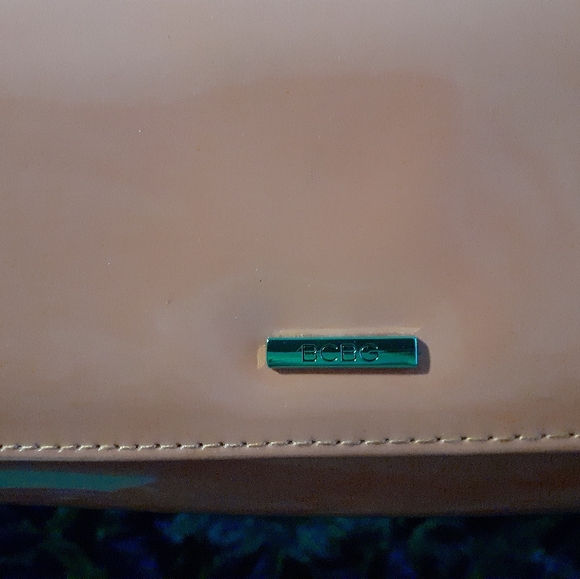 BCBG wallet - Picture 3 of 5